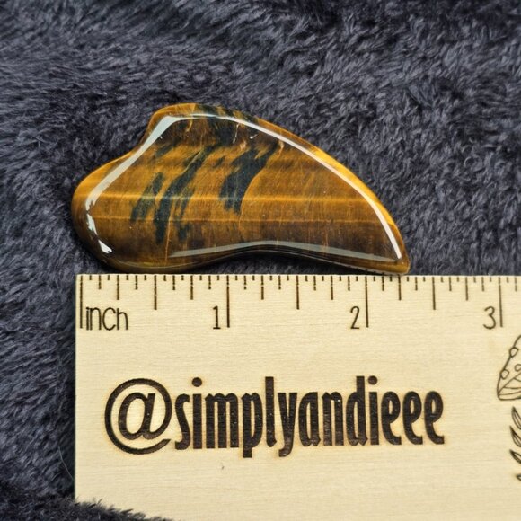 Tiger Eye Crystal Gua Sha face tool - Picture 1 of 5
